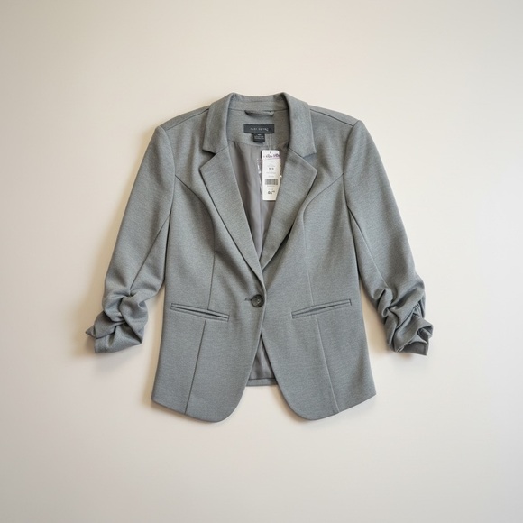 Suzy Shier Light Gray Women's Blazer - Picture 2 of 3